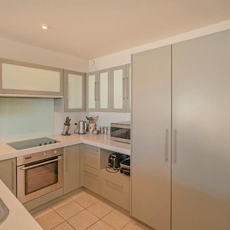 Tairua Waterfront Retreat - Tairua Apartment Eksteriør bilde
