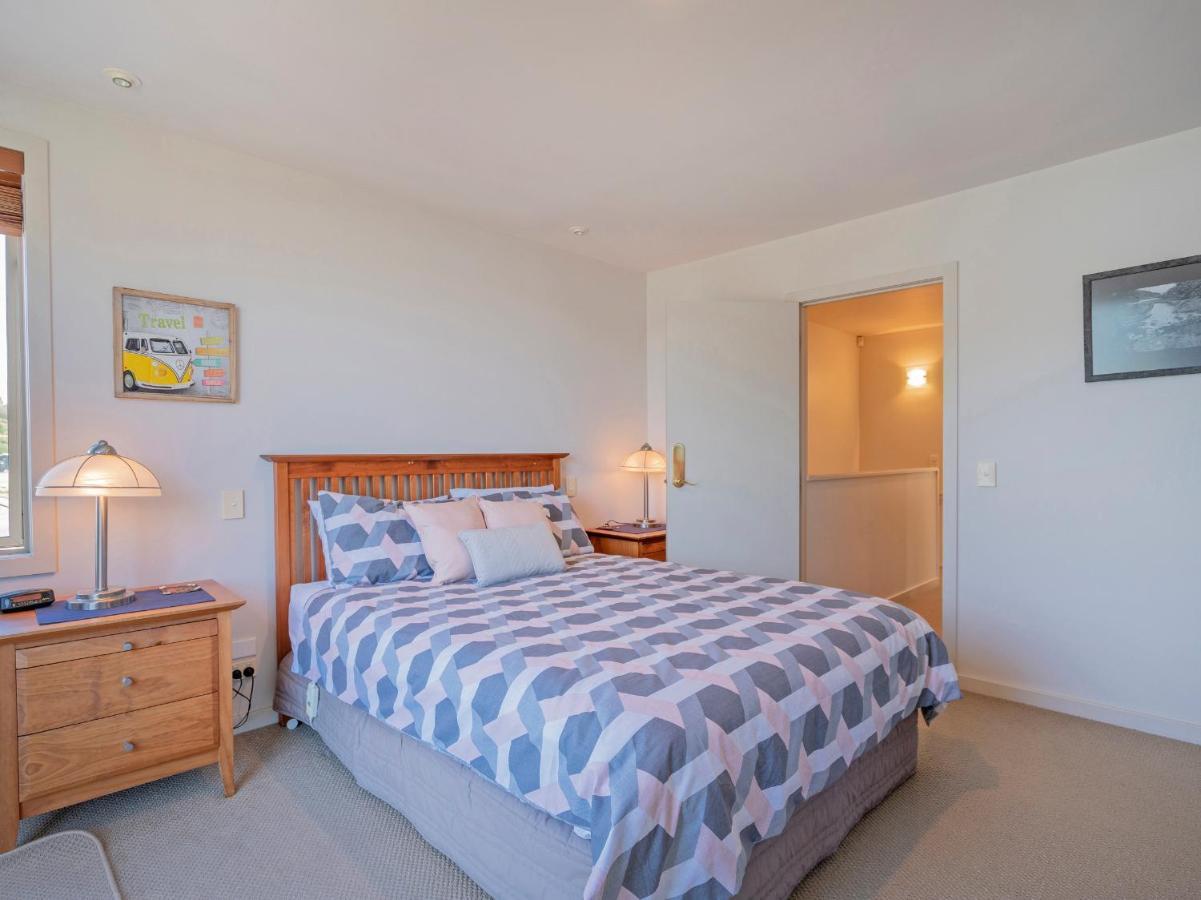 Tairua Waterfront Retreat - Tairua Apartment Eksteriør bilde
