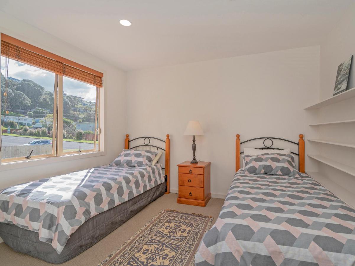 Tairua Waterfront Retreat - Tairua Apartment Eksteriør bilde